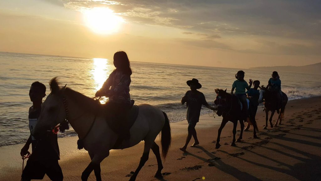 Sunset Dekat Kota Mataram